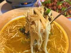 -关里关外·鱼头泡饼(唐冶绿地汇店)