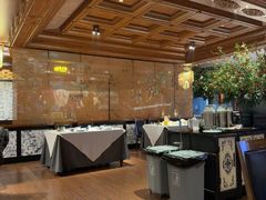 -八府香鸭·啫啫煲(华山路店)