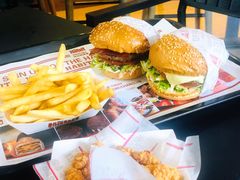 -The Habit Burger Grill 哈比特汉堡(爱琴海店)