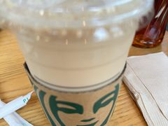 浓郁拿铁-星巴克臻选(湖滨道店)