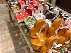 -VENCHI 闻绮(北京国贸商城店)