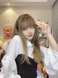 -AYO SALON