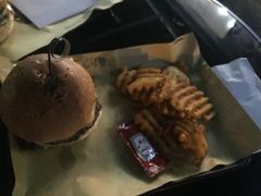 -龙治汉堡(中华城店)