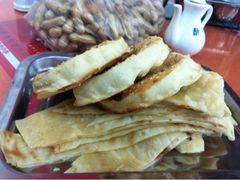 吊炉烧饼+油饼-教师之家赵家羊汤馆(东青龙街店)