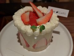 法式草莓蛋糕-Ten Olives甜点