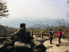 -灵岩山风景区