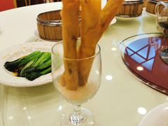 手抓芋丝脆春卷-凤凰楼酒家·粤宴点心(华强北店)