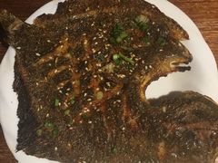 -亮亮烧烤(万松园店)