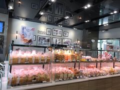 面包甜点陈列柜-巴黎贝甜(阳光上东店)