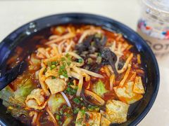 -龙记桂林米粉(财满街店)