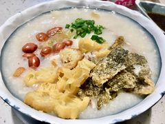 金牌荔湾艇仔粥-华辉拉肠(宝华店)