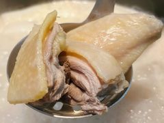 竹笙王猪肚鸡-顺德公广东猪肚鸡·煲仔饭(白石洲店)