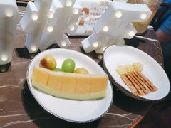 -海派悦庭·海胆烧麦·新融合菜(凯德广场店)