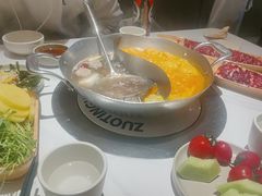 -左庭右院鲜牛肉火锅(七宝领展广场店)