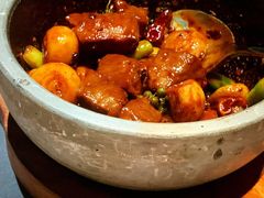 石锅花椒牛小排-新荣记(南京西路店)