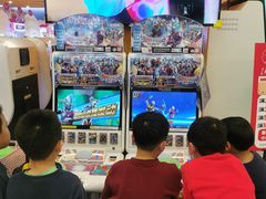 -爱玩嘉年华(龙湖曲江天街店)