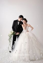 -雪中彩影婚纱摄影·品控旗舰店
