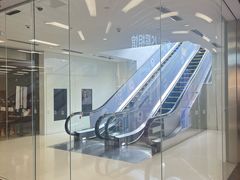 -方快PLUS照相馆(大上海时代广场店)