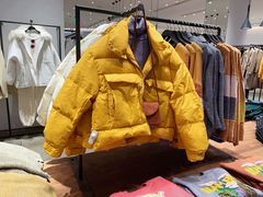 -URBAN REVIVO(西安Momopark店)
