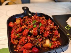 -巴厘龙虾·榜首油焖大虾(音乐学院·沿江酒馆店)