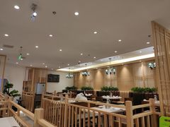 -闫府私房菜(经四路万达店)