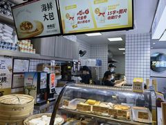 面包甜点陈列柜-明早见·点心大师(三马路店)