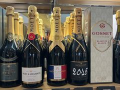 -乐蓬马歇百货公司(Rive Gauche)