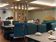 大堂-贯贯吉·清真餐厅(浙江中路店)