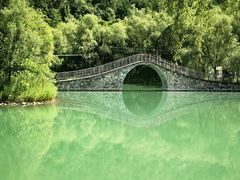 -百里山水画廊