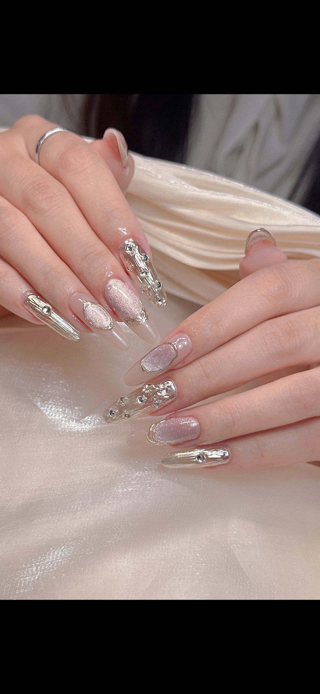 美丽双手,自信人生,美甲让美丽成一种习惯.