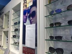 -提一眼镜·蔡司·依视路(小寨店)