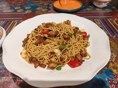 -乡村馕坑肉·烧烤·新疆菜·本地人更爱吃(阿勒泰首店)
