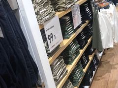 -优衣库(上海虹口龙之梦店)