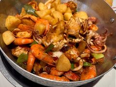 -七欣天香辣蟹火锅(闵行浦江欢乐颂店)