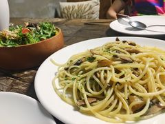 马来风味蘑菇面-HIGH FIVE哈福手工汉堡(桂林路店)