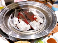 -明洞阿姨·韩式酱蟹烤肉·创意料理(三元桥店)