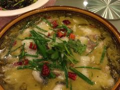 酸菜鱼-旭龙鱼头王(航华店)