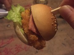 -Helens海伦司小酒馆(红旗南路店)