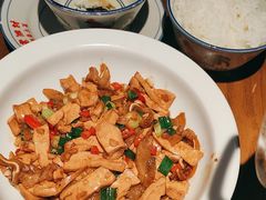 -老湘村·湖南土菜(天河维多利店)