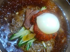 -唯成•韩国炭火烤肉 유성고기