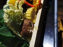 -洪氏嗨捞·广东猪肚鸡·椰子鸡火锅(西咸万象城店)