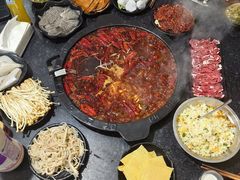 -渝昆龙火锅(朗苑店)