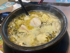 酸菜鱼米线-灵芝妹子海鲜米线(香炉礁山姆店)