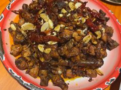 -柴窝堡22号辣子鸡·传承新疆菜