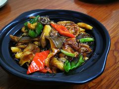 -胡子饮食店