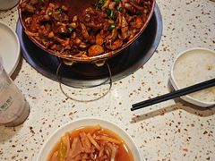 -老佛爷铜炉蛙锅(东门老街店)