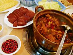 -渝君重庆火锅(嘉宾路店)