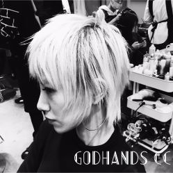 -Godhands美发设计沙龙