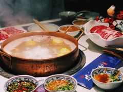 -牛村来人潮汕牛肉火锅(西单店)