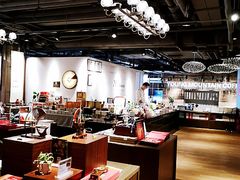 -光海书局(南京东路第一百货店)